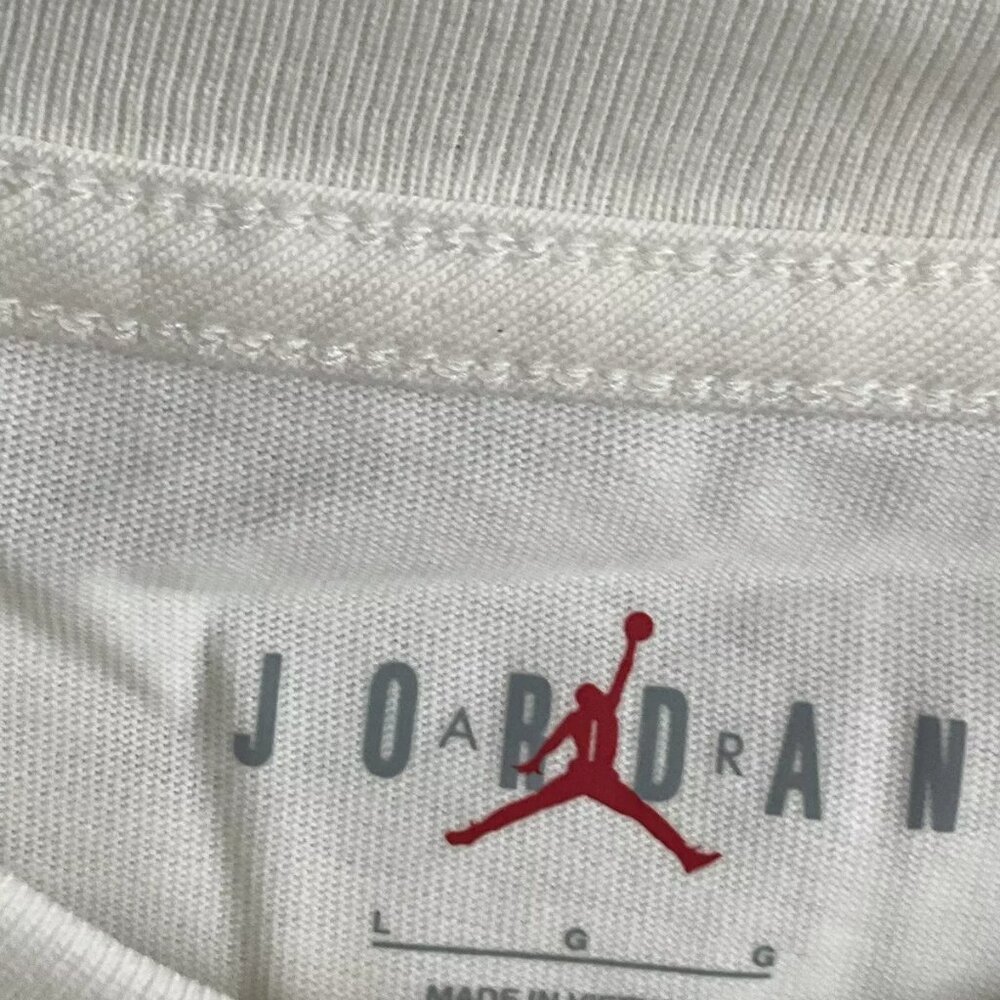 Air Jordan 1 Lost and Found T-shirt (FD0536-133) Size Large. Condition is New wi - Picture 6 of 7